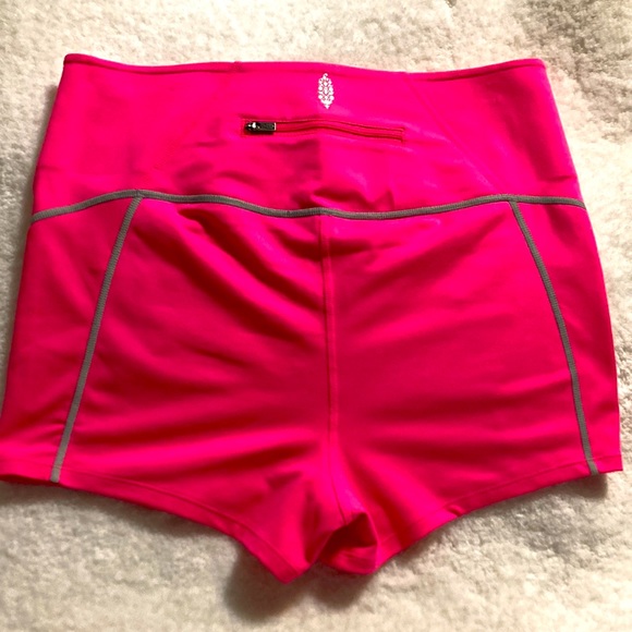 Free People Movement Pink Running/ workout shorts Final Price - Picture 6 of 6